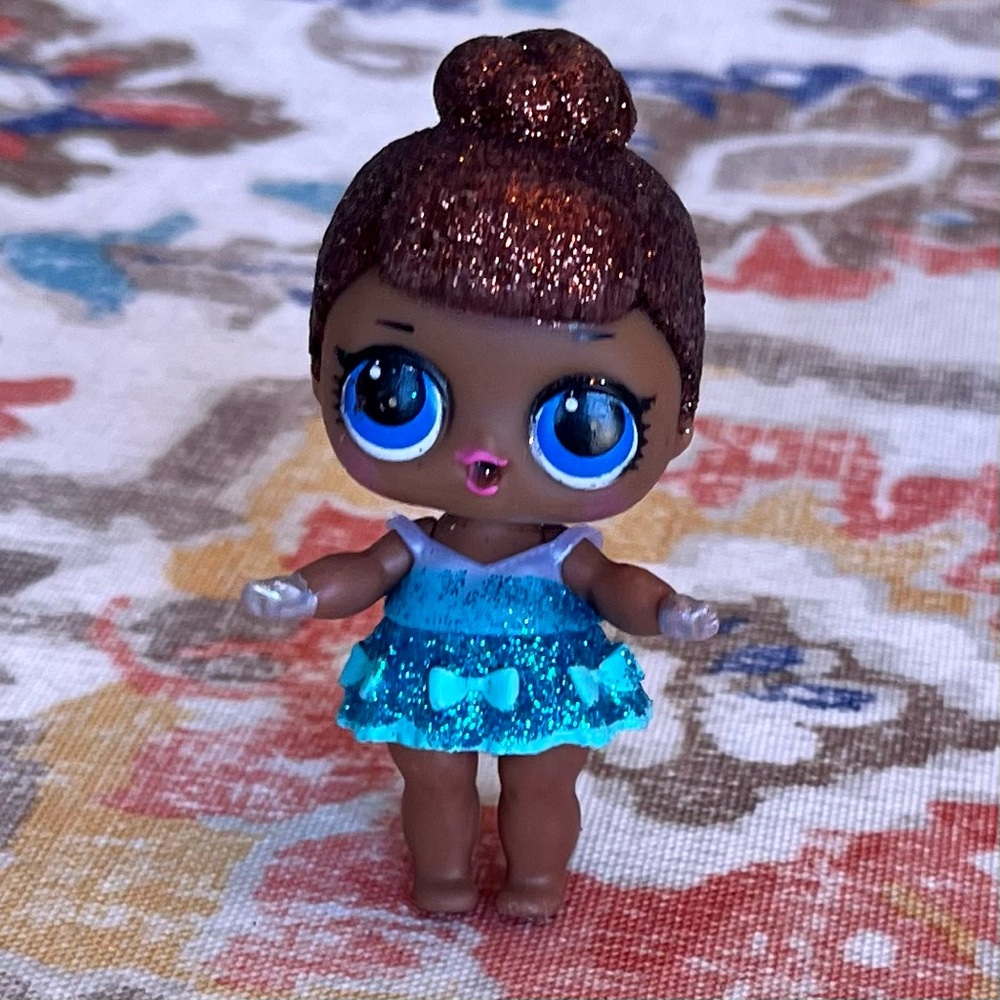 LOL Surprise Glam Glitter Series 2 Miss Baby Doll